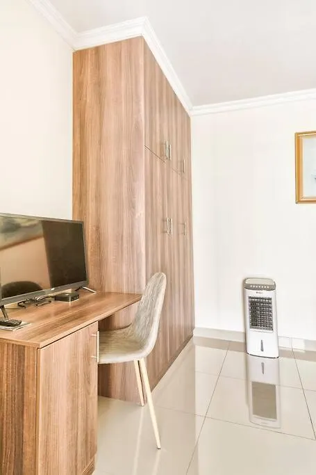 Goodwood Oasis Free Wifi-Parking 2 Apartment Cape Town