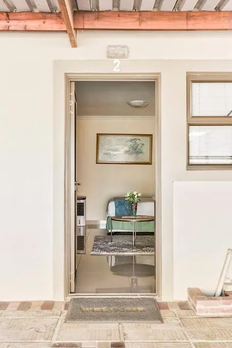 Goodwood Oasis Free Wifi-Parking 2 Apartment Cape Town